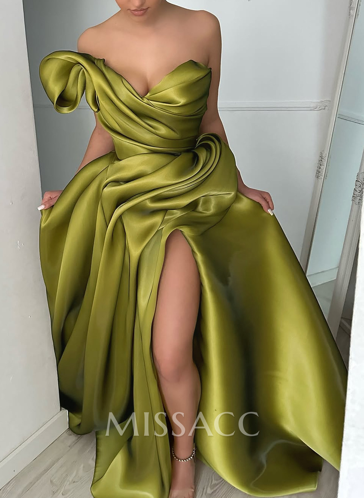 Elegant Cowl Neck Pleated High Split A-Line Sweep Train Satin Evening Dresses