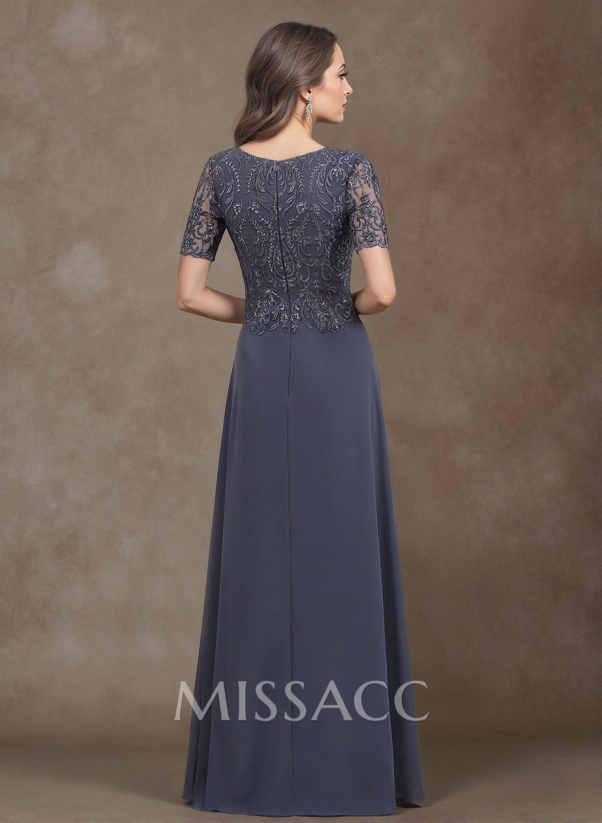 Elegant Scoop Neck Lace/Chiffon Mother Of The Bride Dresses With Appliques Lace