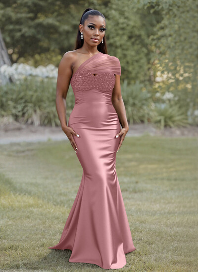 Simple Trumpet/Mermaid Sweetheart Floor-Length Satin Bridesmaid Dresses With Beading