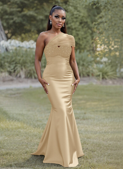 Simple Trumpet/Mermaid Sweetheart Floor-Length Satin Bridesmaid Dresses With Beading