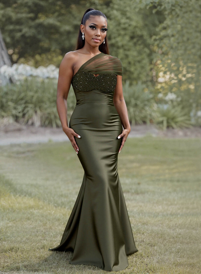 Simple Trumpet/Mermaid Sweetheart Floor-Length Charmeuse Bridesmaid Dresses With Beading