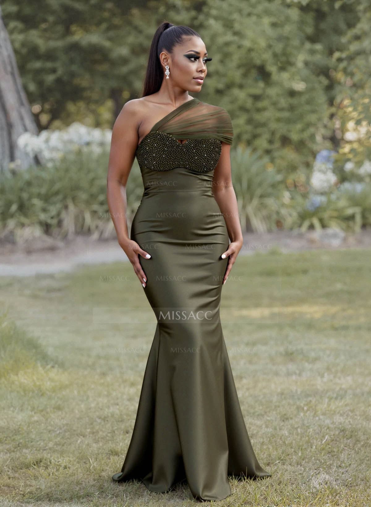 Simple Trumpet/Mermaid Sweetheart Floor-Length Charmeuse Bridesmaid Dresses With Beading