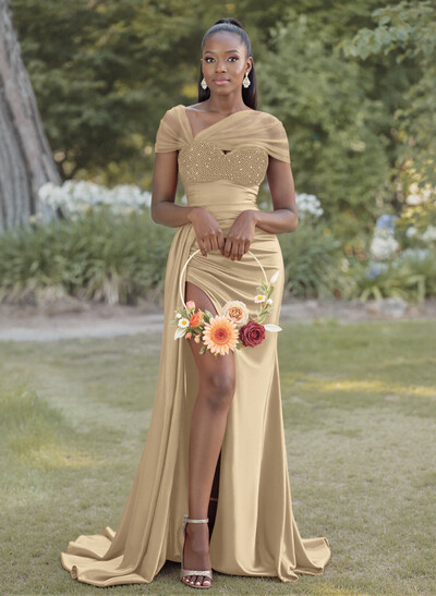Sheath/Column Sweetheart Sweep Train Satin Bridesmaid Dresses With Beading/High Split