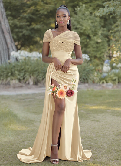 Sheath/Column Sweetheart Sweep Train Stretch Satin Bridesmaid Dresses With Beading/High Split