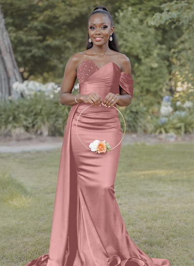 Elegant Trumpet/Mermaid Sweetheart Sweep Train Satin Bridesmaid Dresses With Beading/Sweeping Side Drape