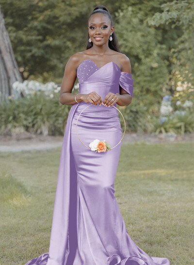 Elegant Trumpet/Mermaid Sweetheart Sweep Train Satin Bridesmaid Dresses With Beading/Sweeping Side Drape