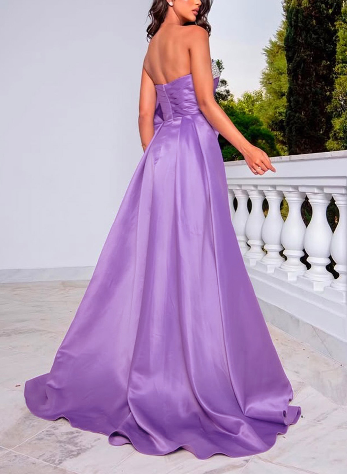 Luxury A-Line Sweetheart Court Train Liquid Satin Evening Dresses With Bow(s)/Rhinestone/High Split