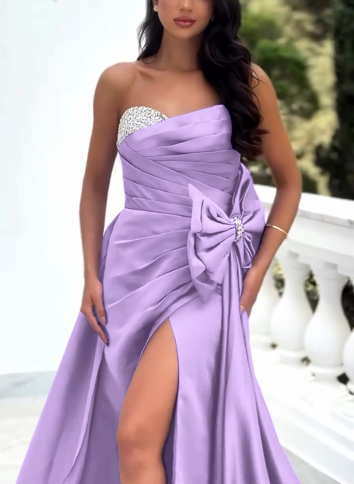 Luxury A-Line Sweetheart Court Train Liquid Satin Evening Dresses With Bow(s)/Rhinestone/High Split