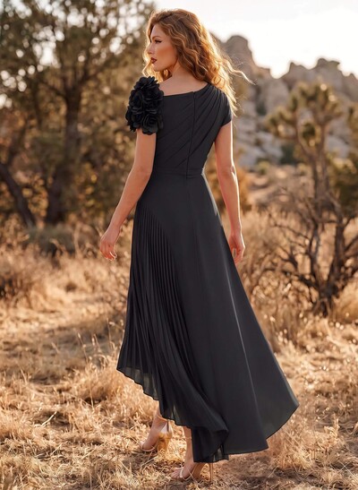Flower(s) Short Sleeves Pleated A-Line Stretch Chiffon Mother Of The Bride Dresses