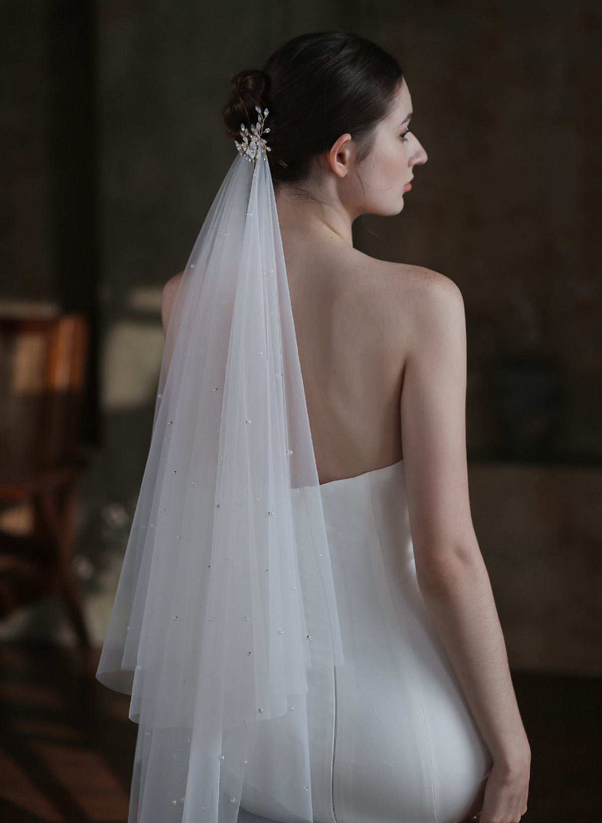 Two-Tier Tulle Rhinestones Faux Pearl Ivory Comb Fingertip Bridal Veils