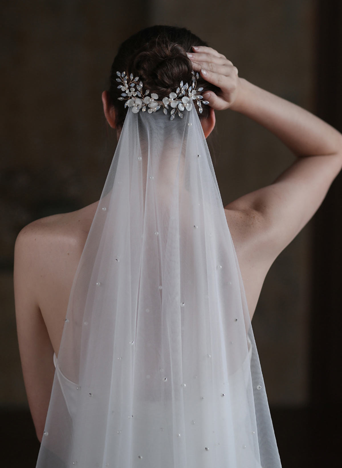 Two-Tier Tulle Rhinestones Faux Pearl Ivory Comb Fingertip Bridal Veils