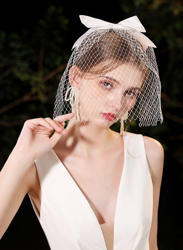 Bow Lattice Covered Bridal Birdcage Veil
