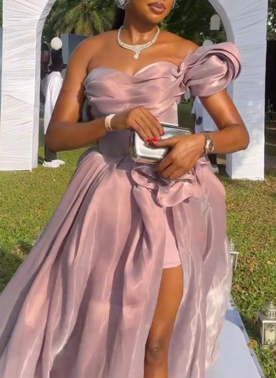 Sweet & Flow Off-The-Shoulder Liquid Satin Bridesmaid Dresses With Flower/High Split