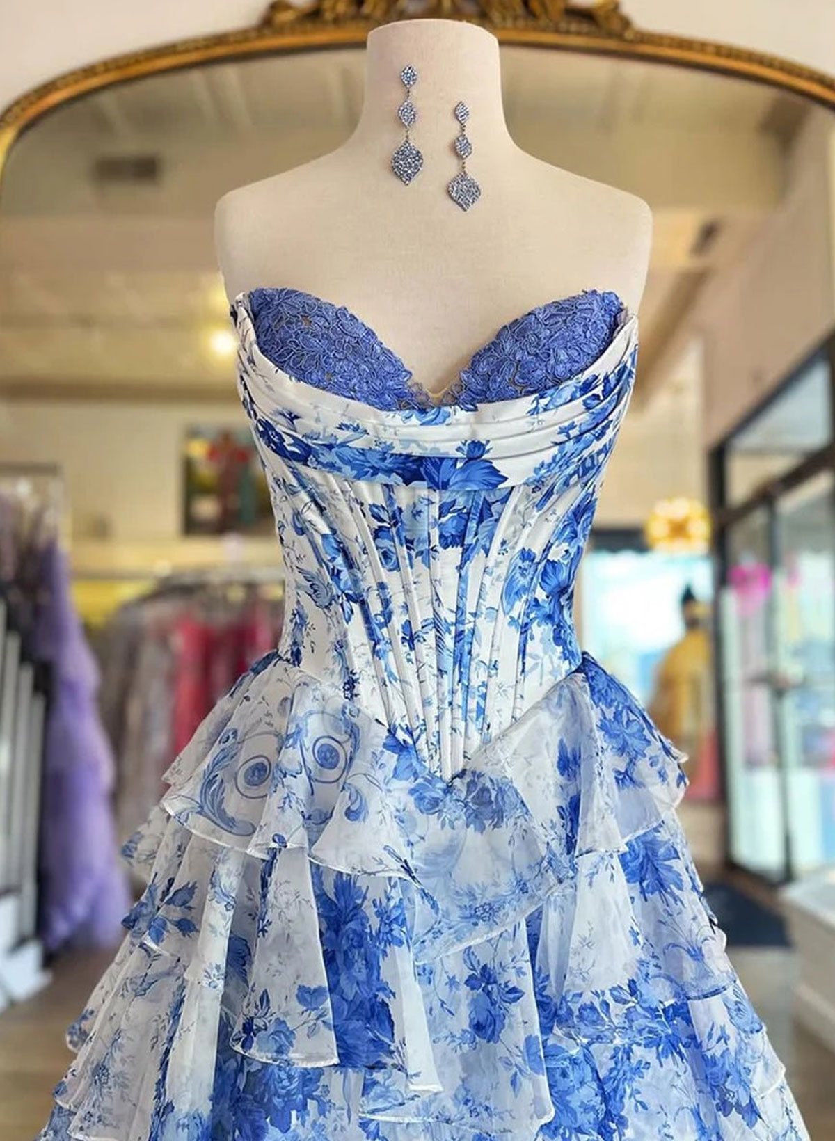 Dreamy Sweetheart Corset Tiered A-Line High Split Sweep Train Prom Dresses
