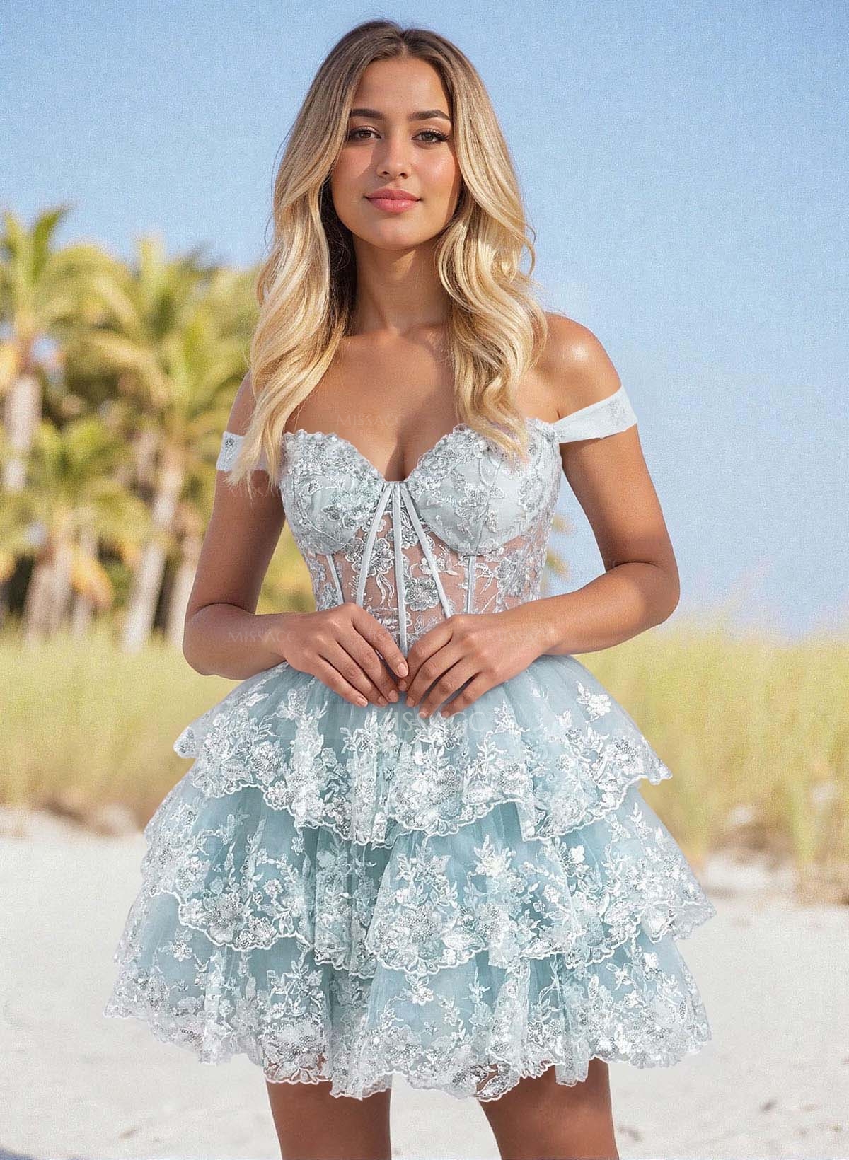 Sweetheart Off-The-Shoulder A-Line Tiered Short/Mini Tulle Homecoming Dresses