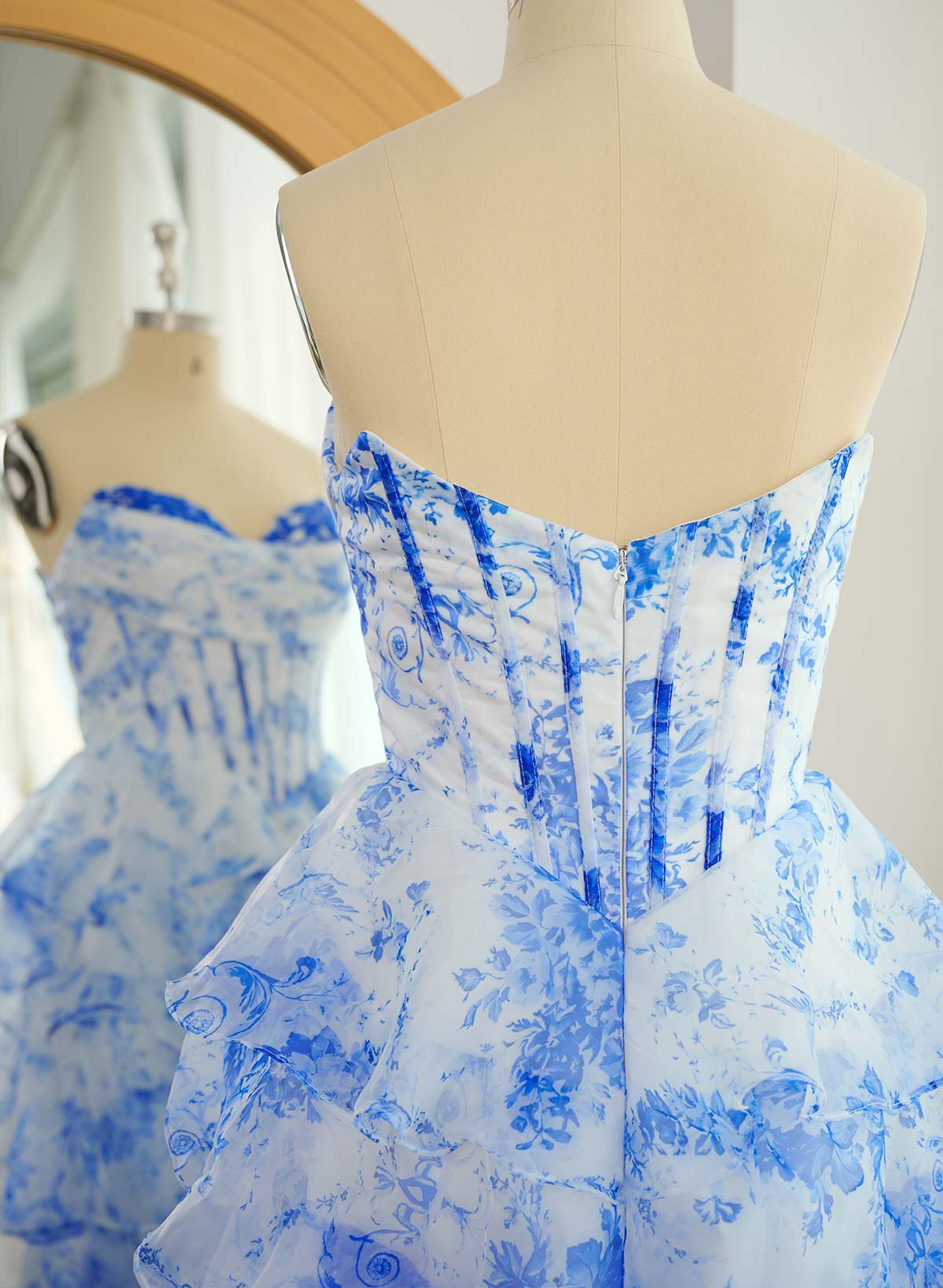 Dreamy Sweetheart Corset Tiered A-Line High Split Sweep Train Prom Dresses