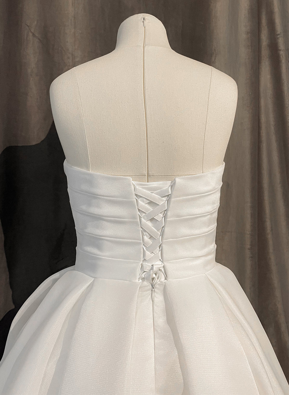 Elegant Pleated Sweetheart A-Line Ankle-Length Satin/Tulle Wedding Dresses