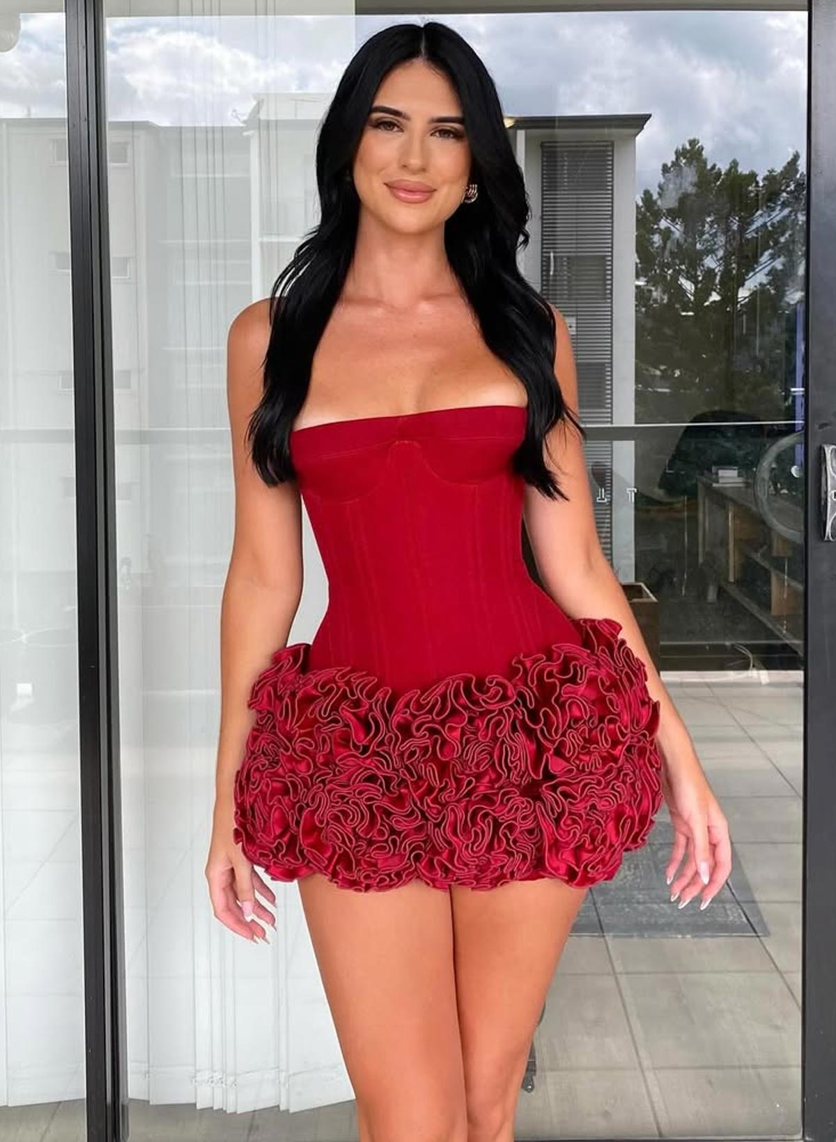 Unique Sweetheart Sleeveless Short/Mini Satin Homecoming Dresses With Flower(s)