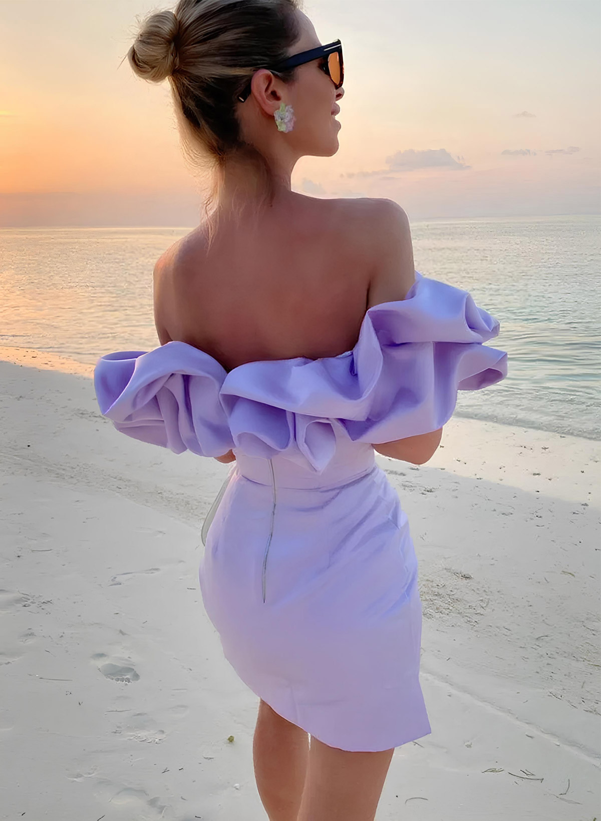 Elegant Ruffle Off-The-Shoulder Sleeveless Short/Mini Matte Satin Homecoming Dresses