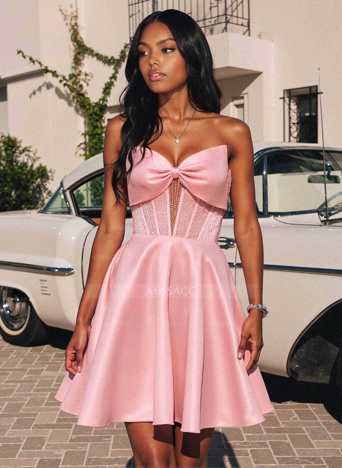 A-Line Strapless Short/Mini Matte Satin Homecoming Dresses With Bow(s)/Beading