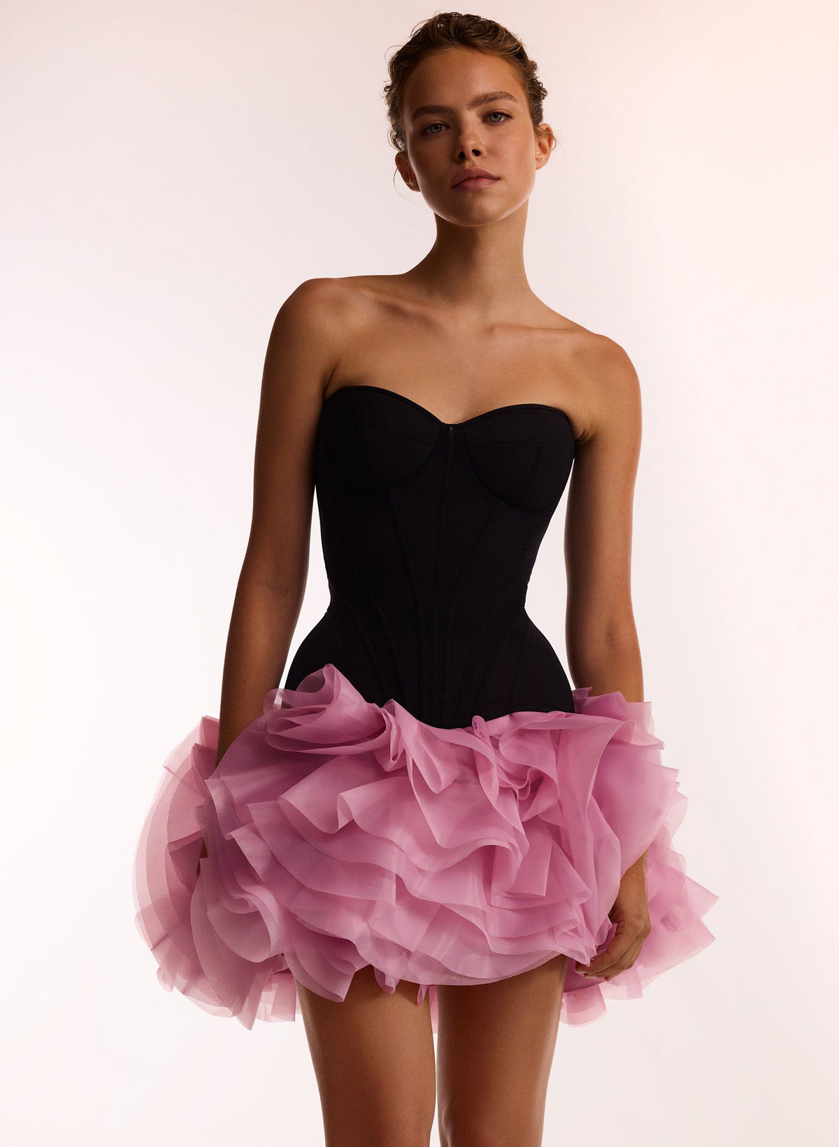 Dreamy Sweetheart Satin Tiered Ruffle A-Line Short/Mini Tulle Homecoming Dresses