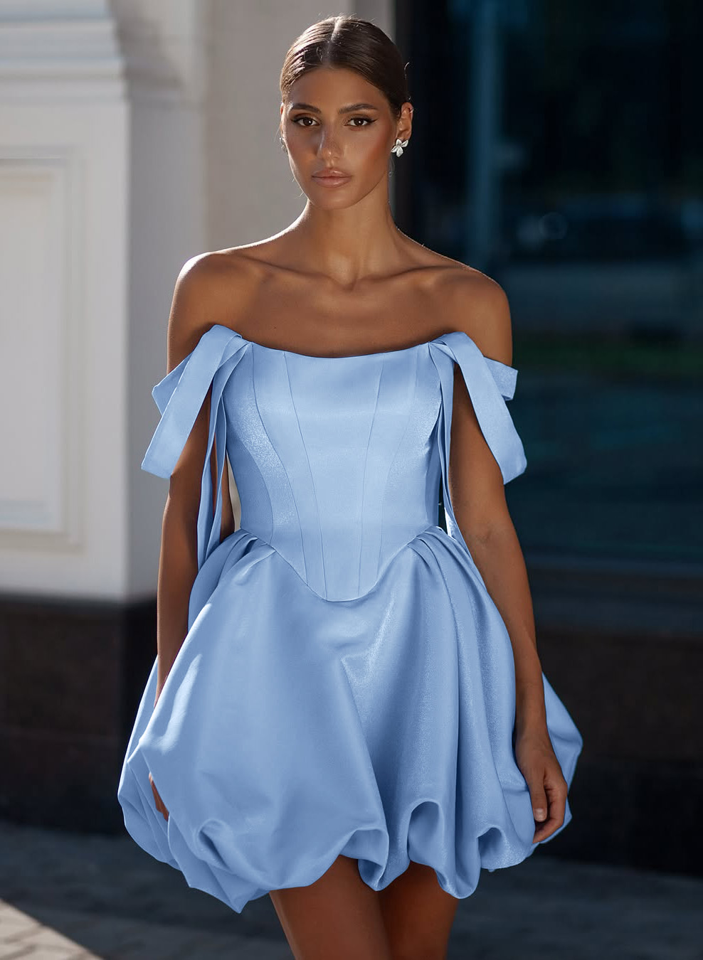 Elegant Off-The-Shoulder Sleeveless A-Line Short/Mini Matte Satin Homecoming Dresses
