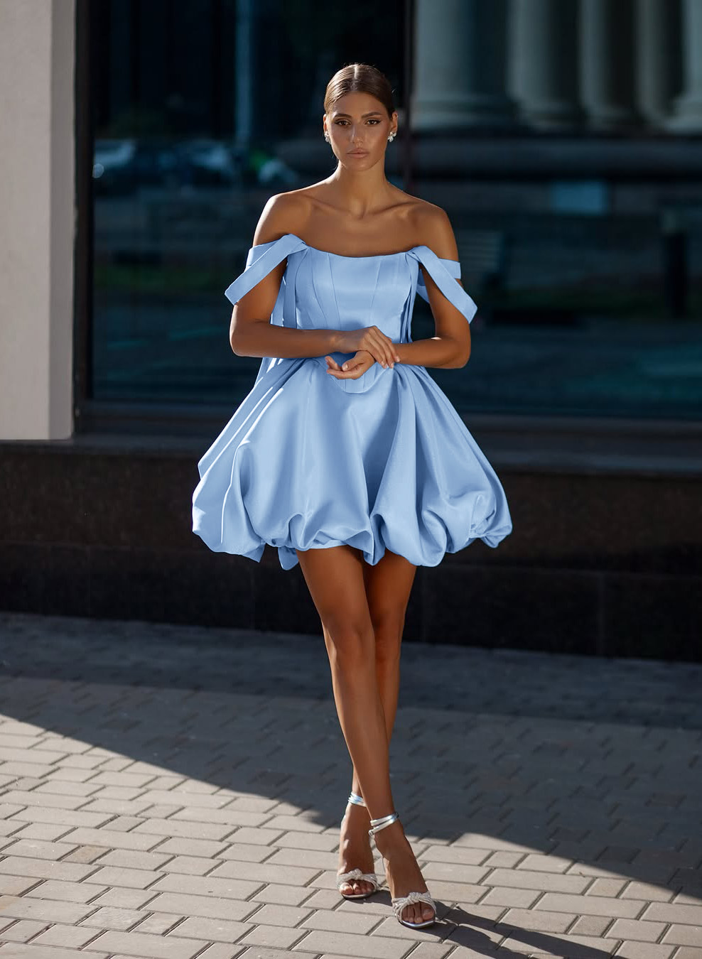 Elegant Off-The-Shoulder Sleeveless A-Line Short/Mini Matte Satin Homecoming Dresses