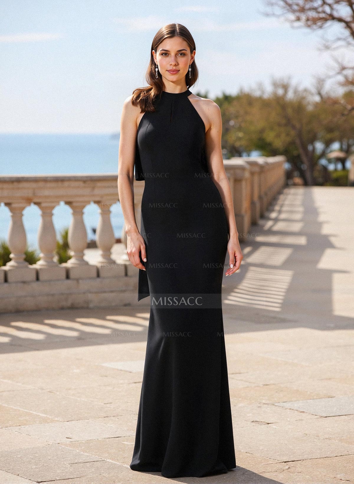 Sleeveless Elegant Halter Floor-Length Satin/Crepe Satin Mother Of The Bride Dresses With Bow(s)