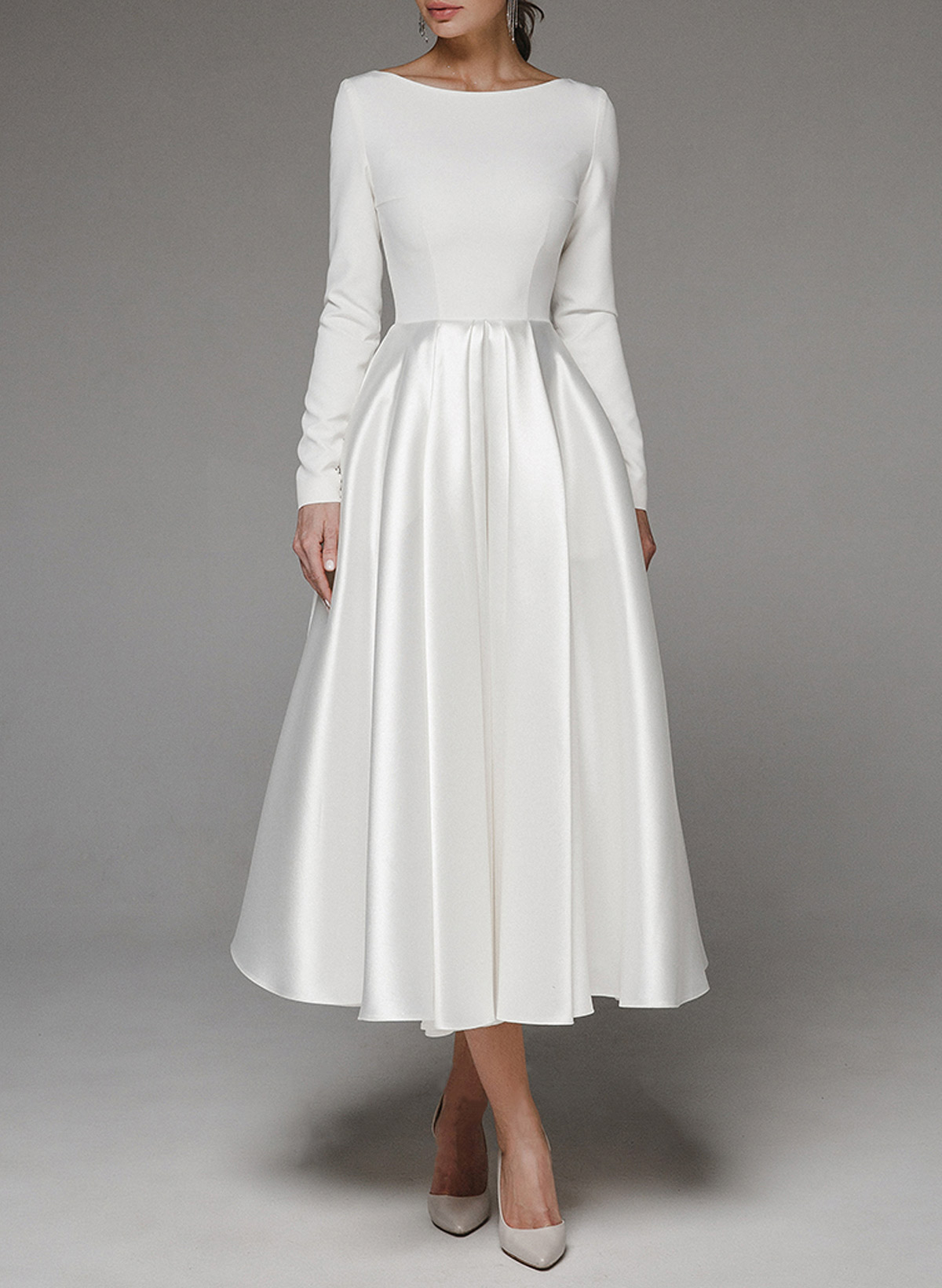 Elegant Scoop Neck Long Sleeves A-Line Tea-Length Matte Satin Wedding Dresses
