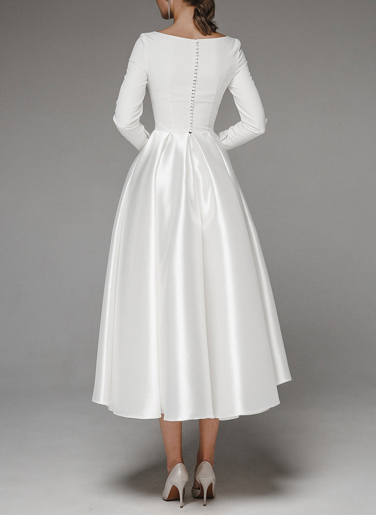 Elegant Scoop Neck Long Sleeves A-Line Tea-Length Matte Satin Wedding Dresses