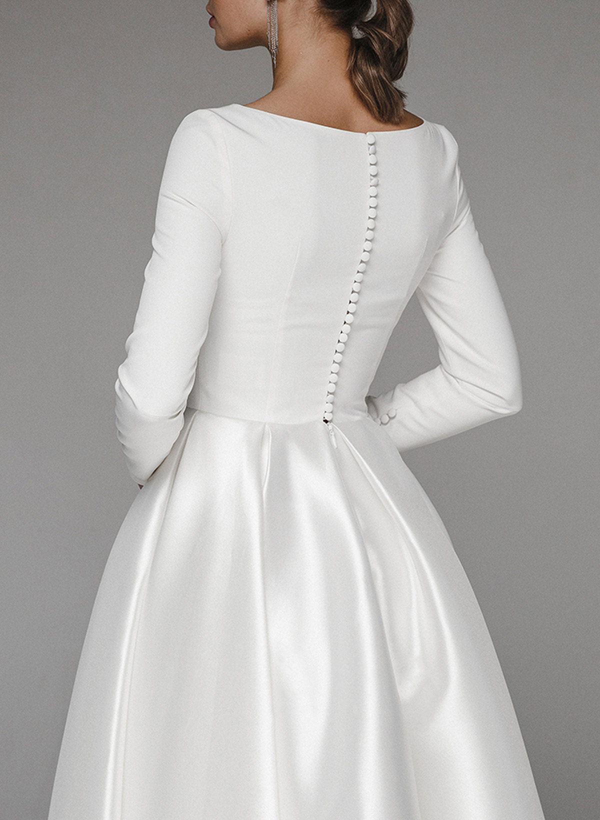 Elegant Scoop Neck Long Sleeves A-Line Tea-Length Matte Satin Wedding Dresses