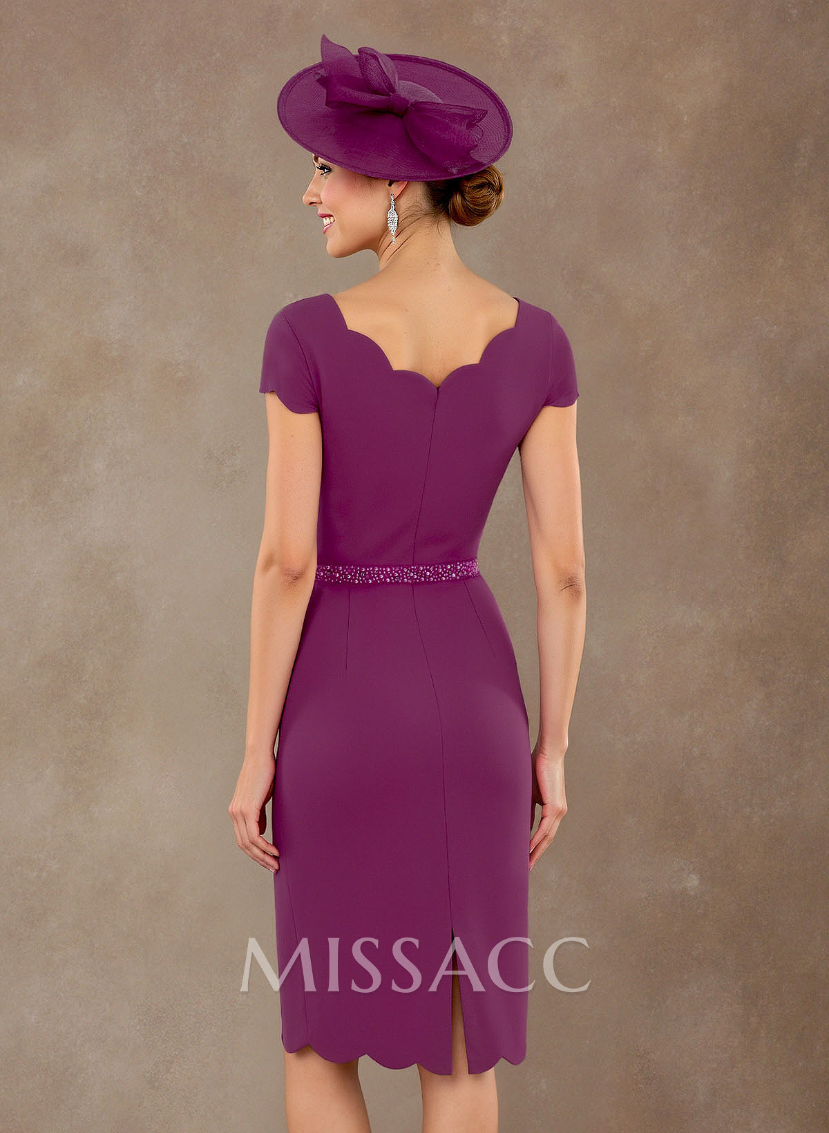Scalloped Edge Neckline Short Sleeves Knee-Length Elastic Satin Cocktail Dresses With Beading
