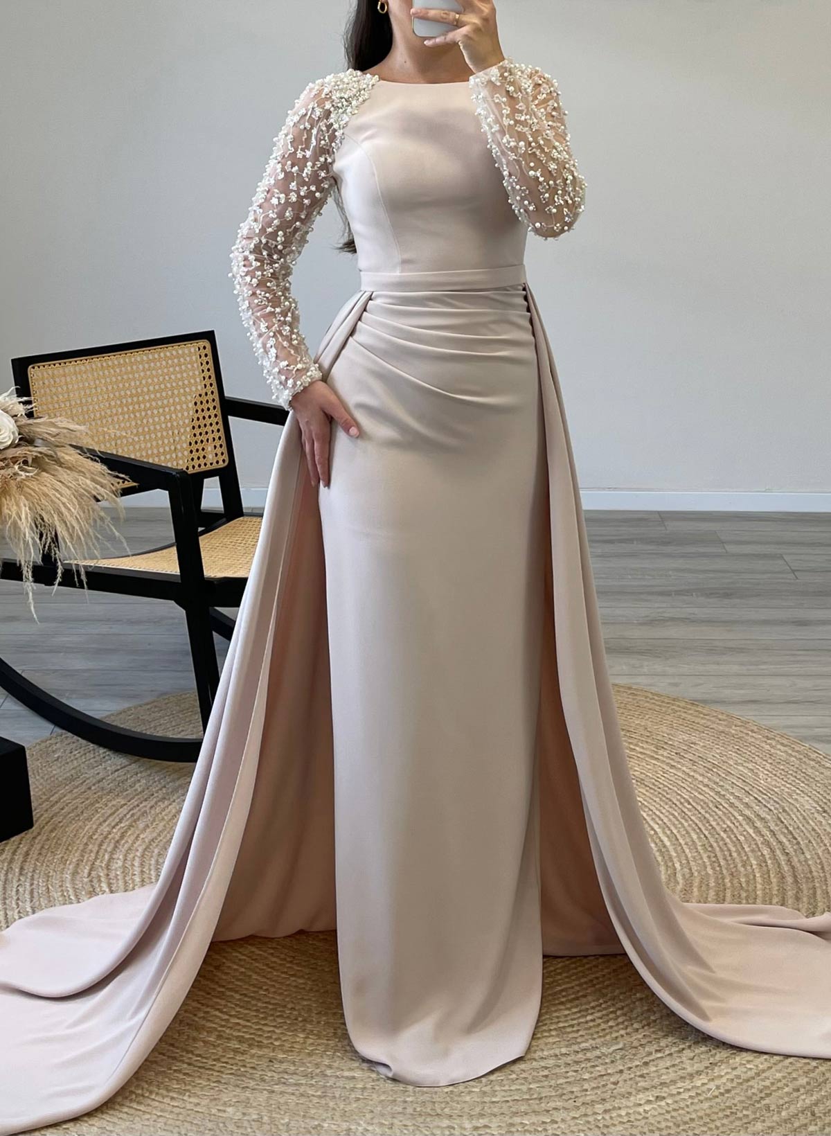 Elegant Scoop Neck Beading Long Sleeves Sweep Train Elastic Satin Evening Dresses