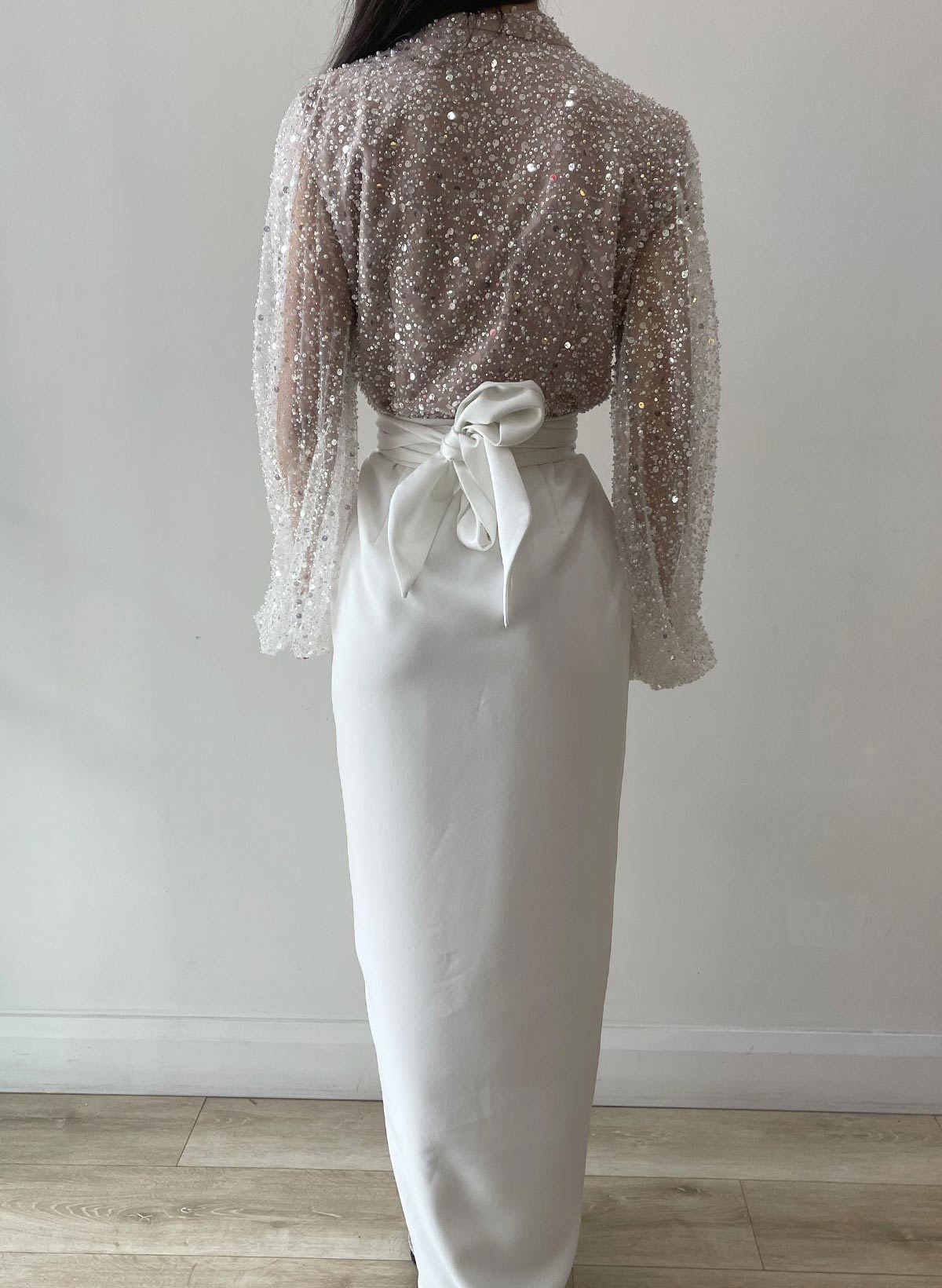 Elegant V-Neck Long Sleeves Floor-Length Sequined Evening Dresses