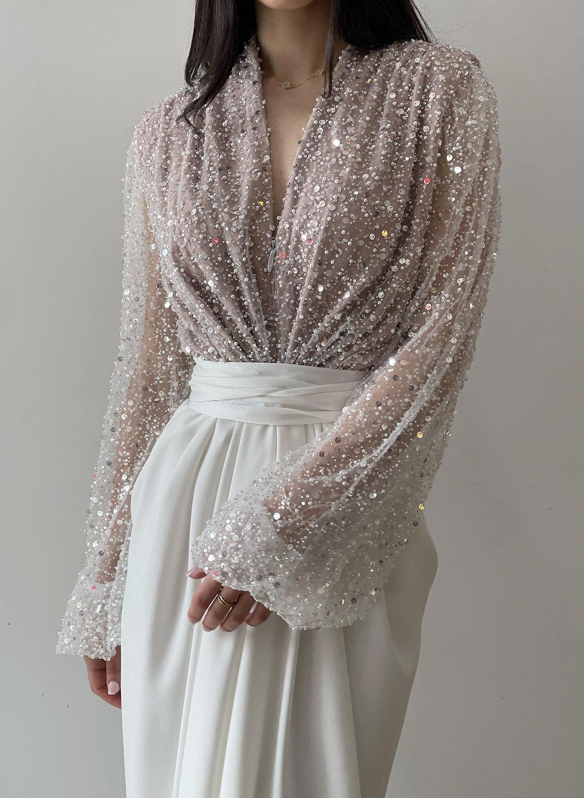 Elegant V-Neck Long Sleeves Floor-Length Sequined Evening Dresses