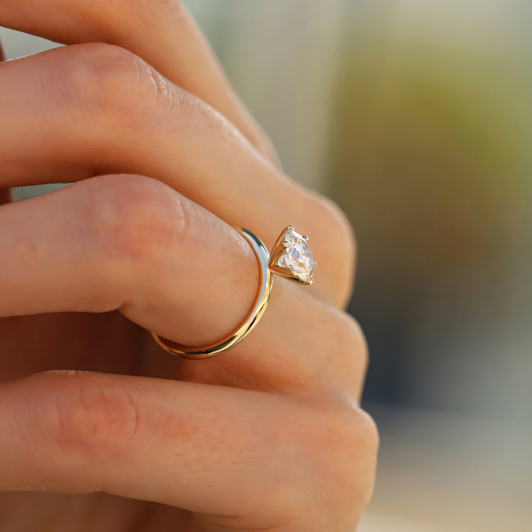 2CT Round Cut Moissanite Engagement Ring In Sterling Silver