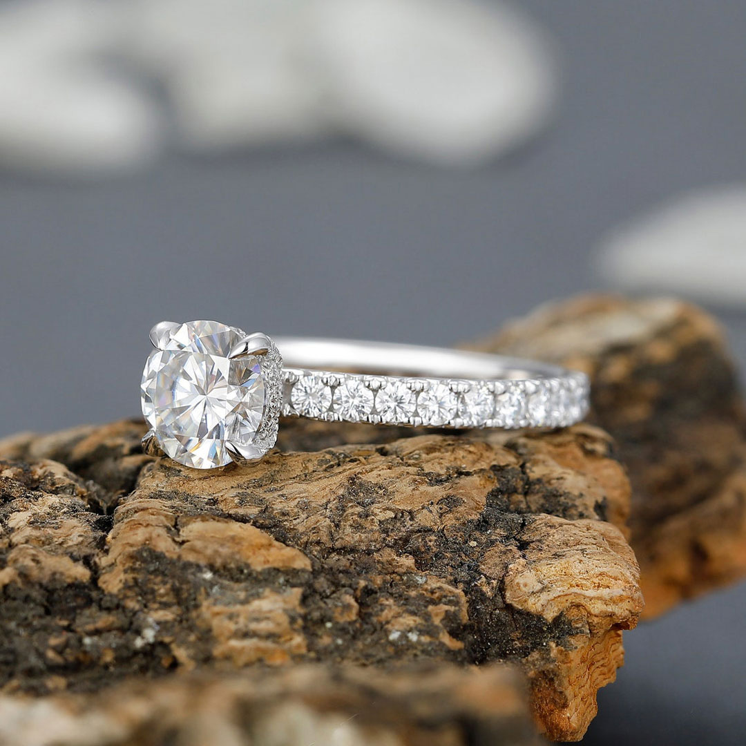 2CT Round Cut Moissanite Engagement Ring In Sterling Silver