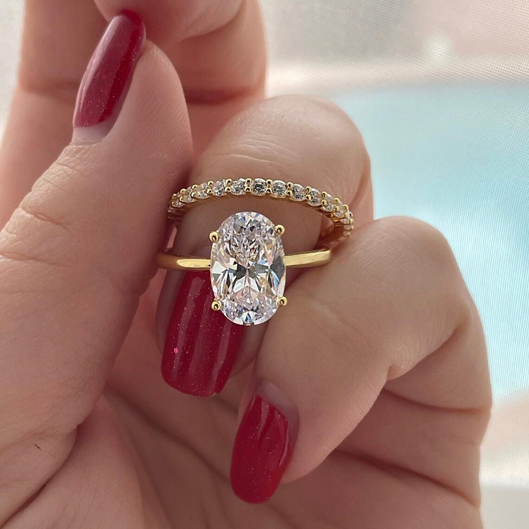 2CT Oval & Round Cut Moissanite Engagement Ring Sets In Sterling Silver