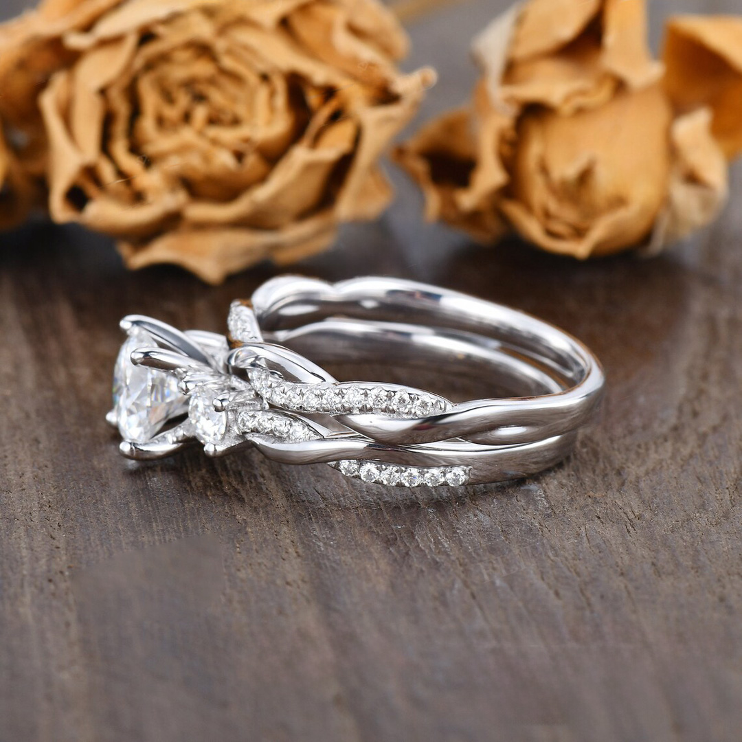 2CT Round Cut Moissanite Engagement Ring Set In Sterling Silver