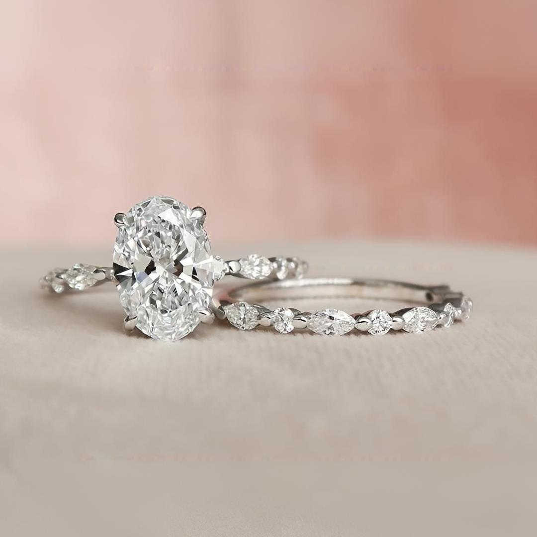 2CT Oval Cut Moissanite Halo Bridal Engagement Ring Set In Sterling Silver