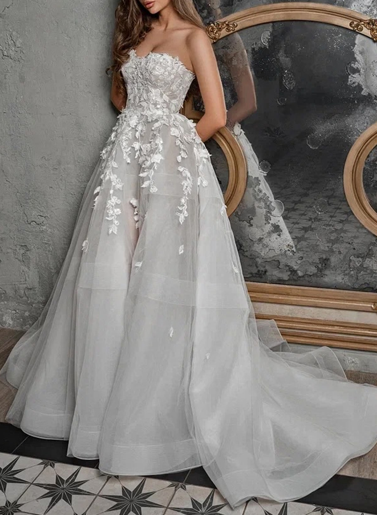 Elegant Sleeveless Detachable Neckline A-Line Sweep Train Lace/Tulle Wedding Dresses