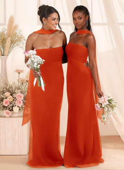 Elegant Ruched Strapless Sleeveless Floor-Length Chiffon Bridesmaid Dresses With Neck Tie