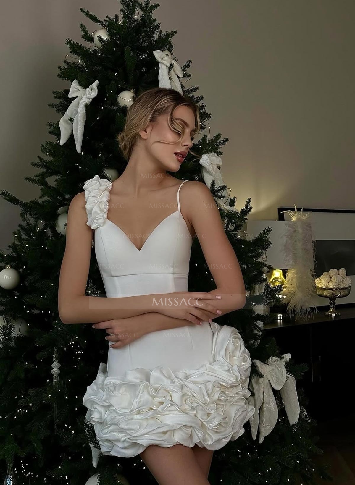 Elegant Flower(s) Spaghetti Straps V-Neck Short/Mini Elastic Satin Cocktail Dresses