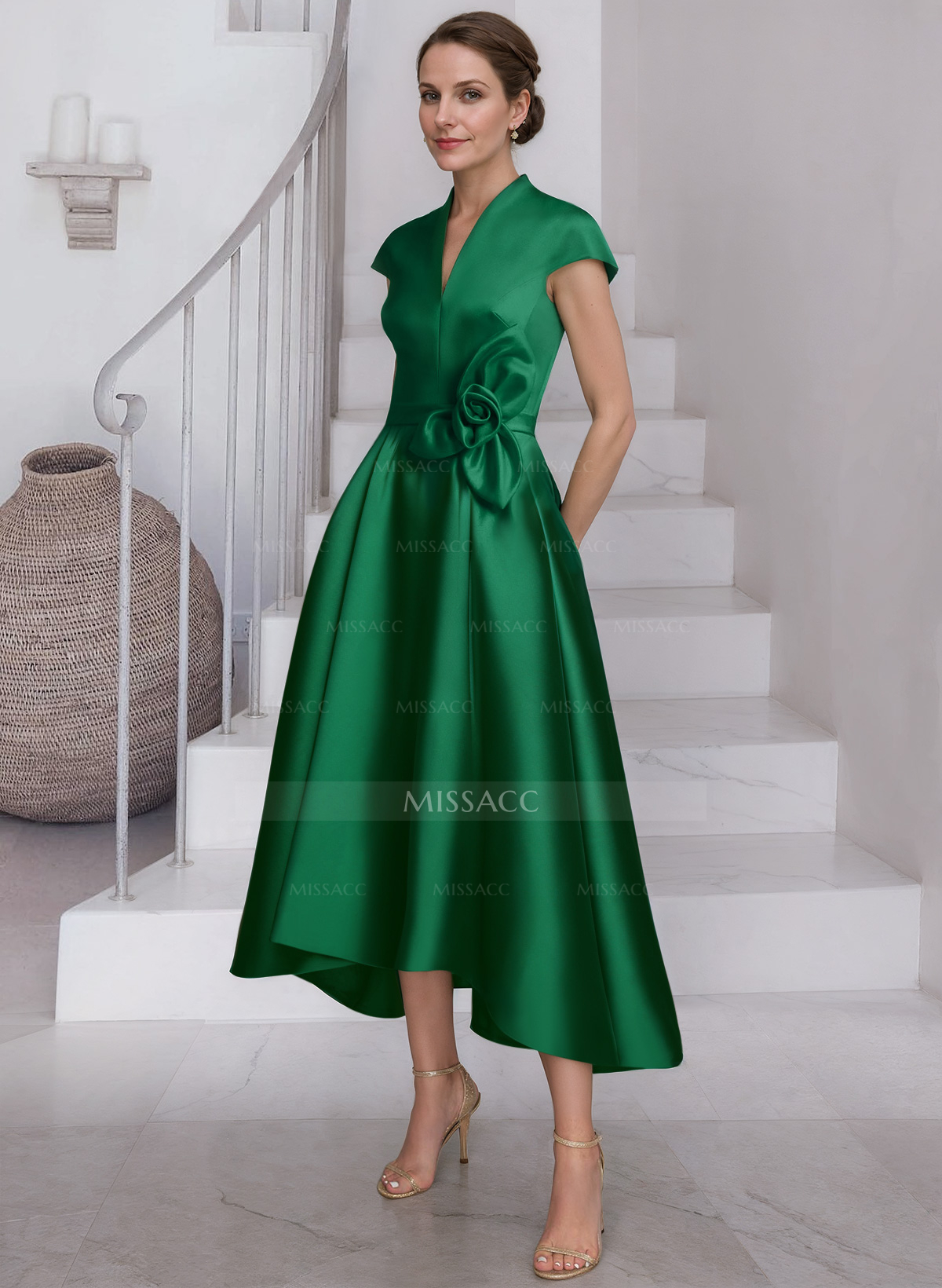 Modest V-Neck Cap Strsps Cocktail Dresses With 3D Floral
