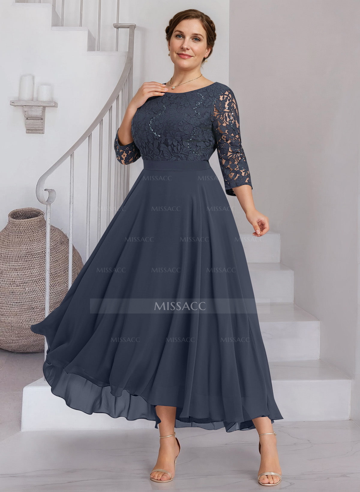A-Line Scoop Neck Chiffon Cocktail Dresses With Lace