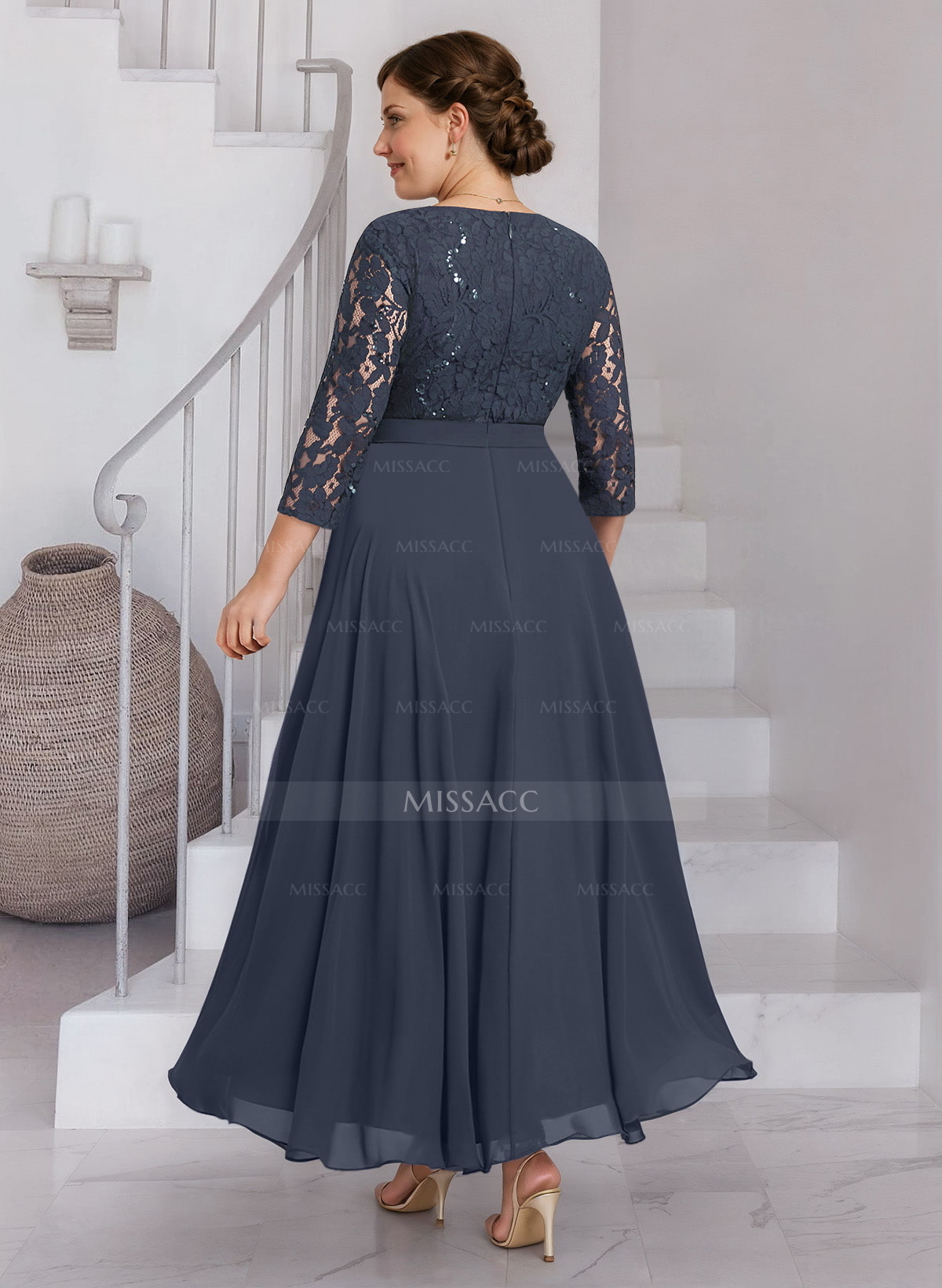 A-Line Scoop Neck Chiffon Cocktail Dresses With Lace