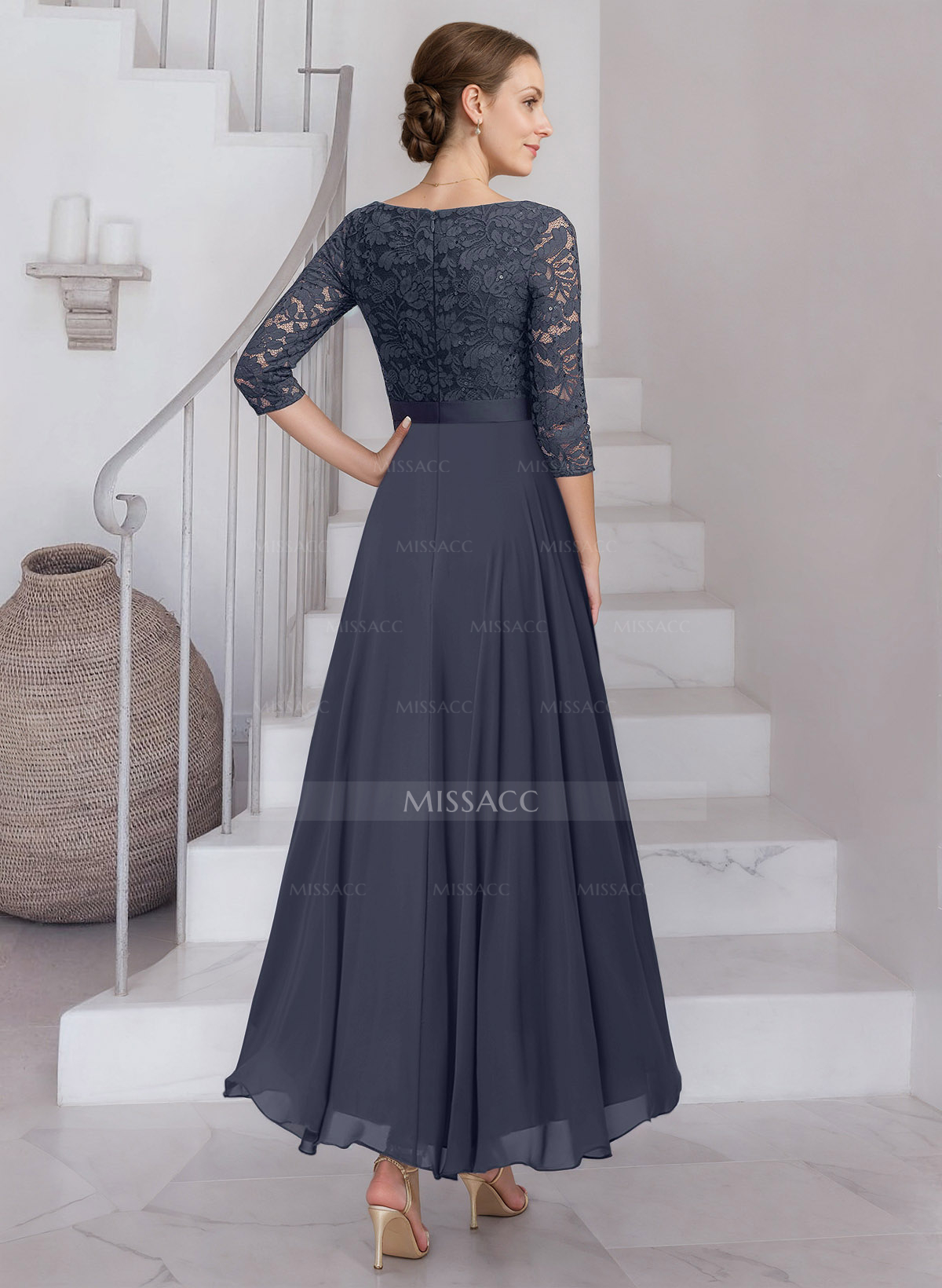 A-Line Scoop Neck Chiffon Cocktail Dresses With Lace