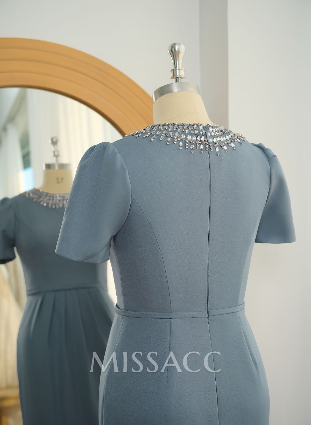 Elegant Diamante Scoop Neck Short Sleeve Back Slit Midi Stretch Satin Cocktail Dresses