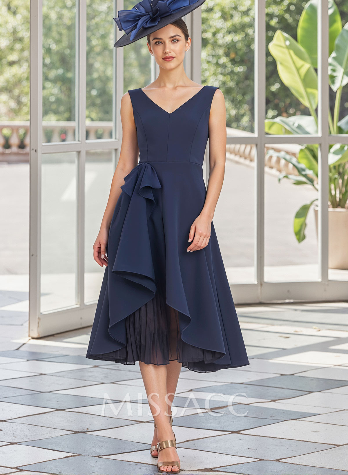 A-Line V-Neck Sleeveless Knee-Length Chiffon/Crepe Satin Cocktail Dresses
