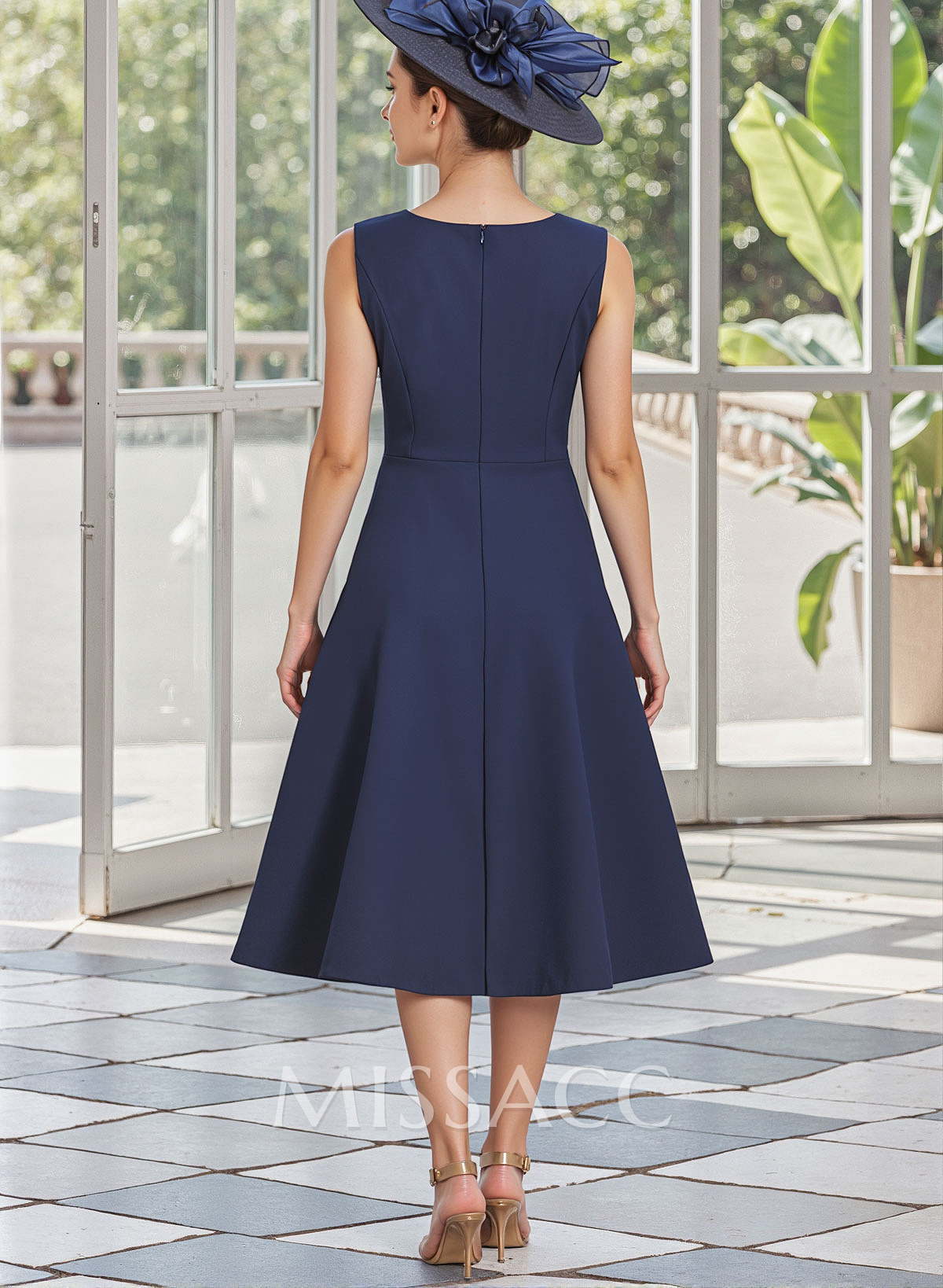 A-Line V-Neck Sleeveless Knee-Length Chiffon/Crepe Satin Cocktail Dresses